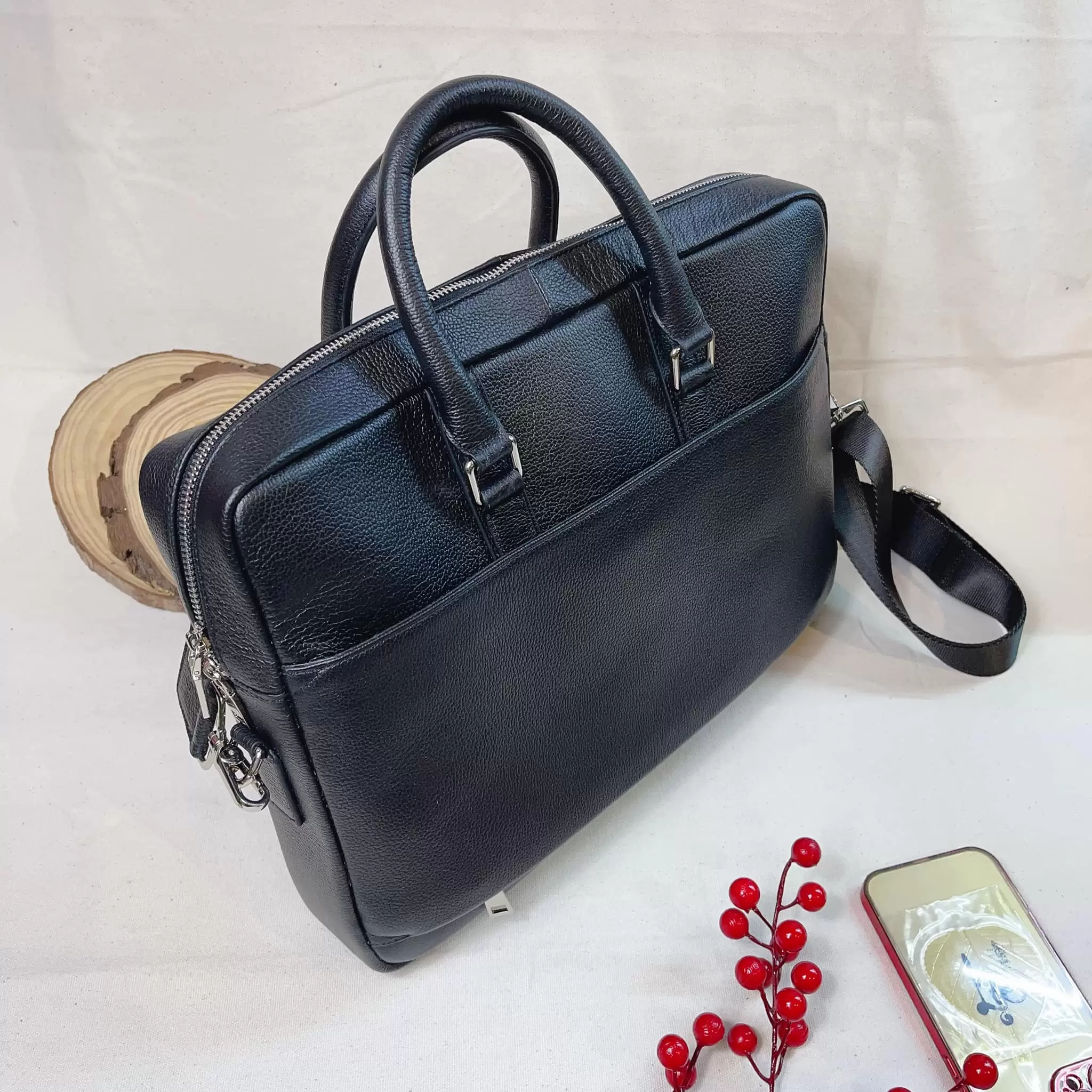 t&uacute;i da c&ocirc;ng sở B&igrave;nh T&acirc;n