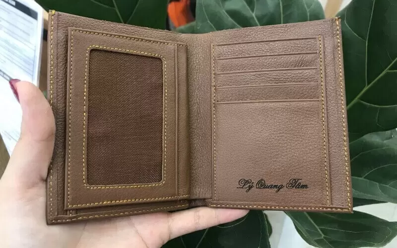 v&iacute; da khắc t&ecirc;n B&igrave;nh T&acirc;n